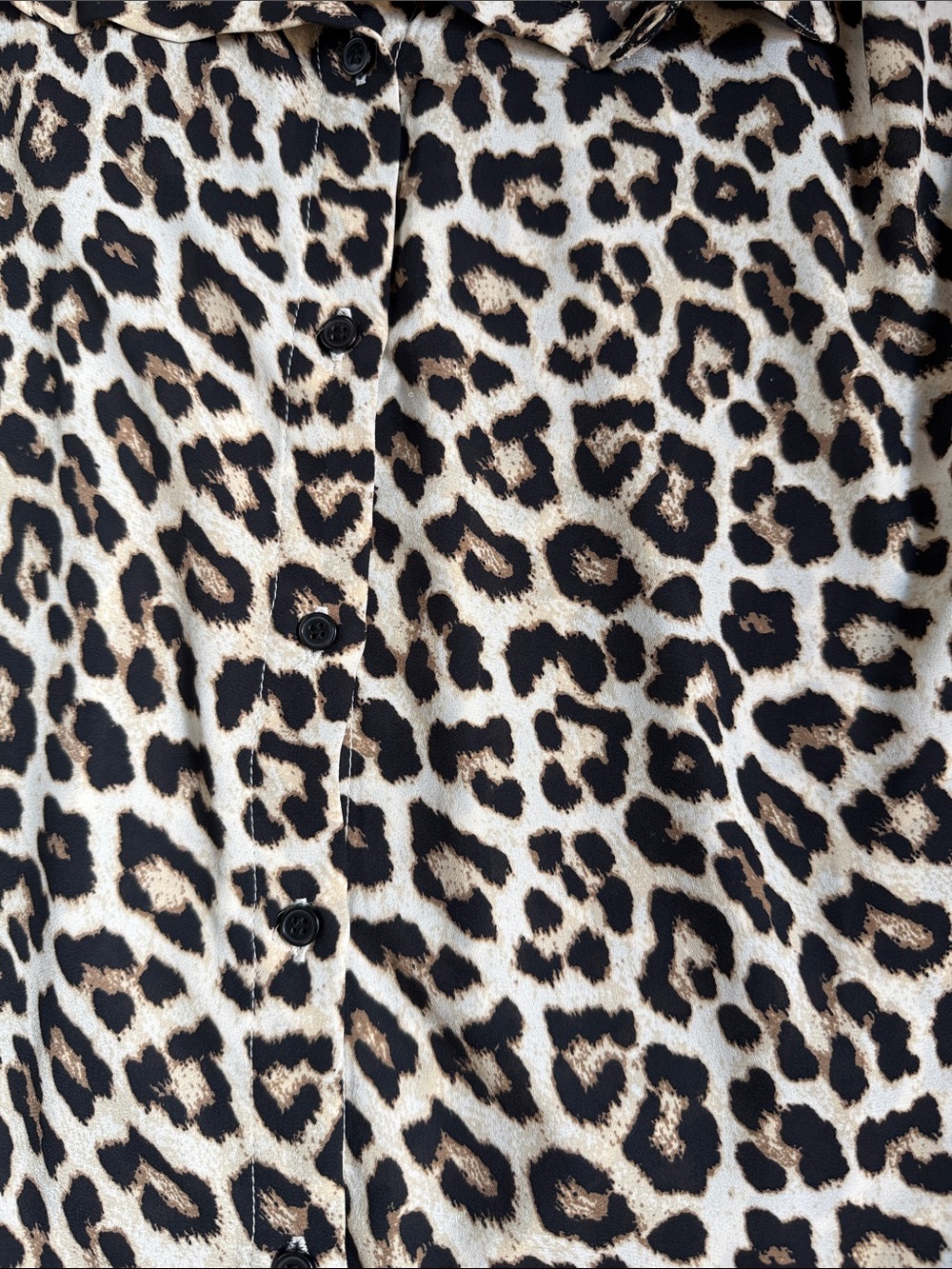 H&M Ladies Long Sleeve Leopard Print Lightweight Blouse. Size Medium - Picture 7 of 7